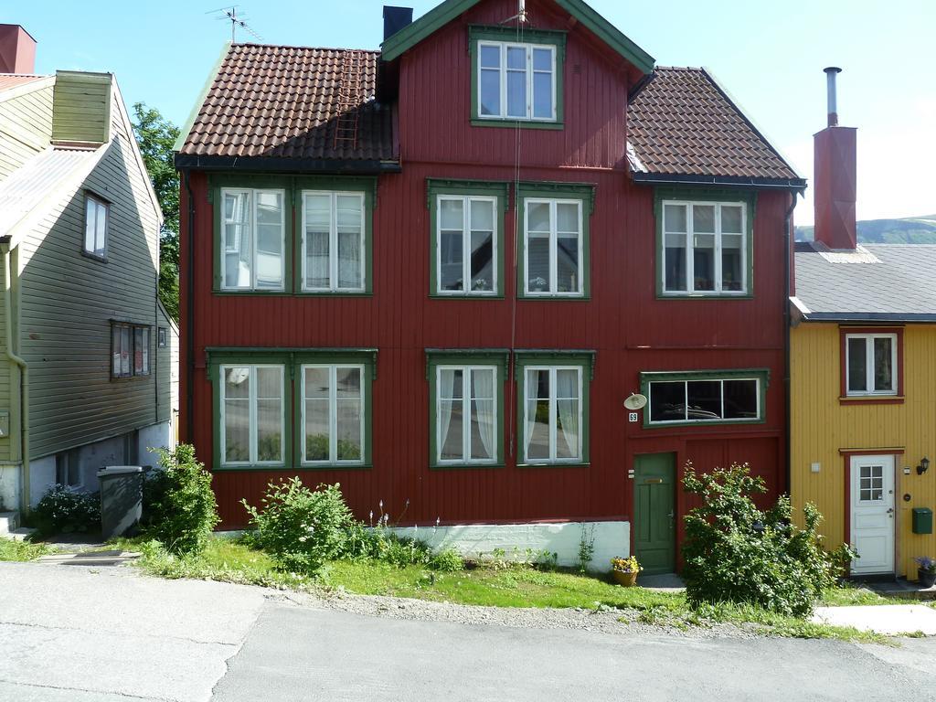 Red Old House Tromso Apartment Номер фото